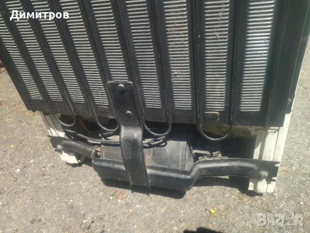 Хладилник , снимка 5 - Хладилници - 50396619