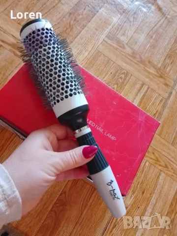 Четка за коса , снимка 3 - Аксесоари за коса - 49543844