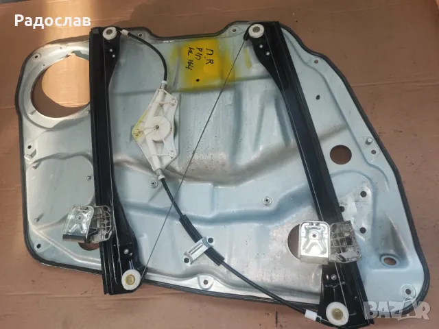 Стъклоповдигачи моторчета и  рамо за чистачка от Мерцедес, снимка 10 - Части - 48354279