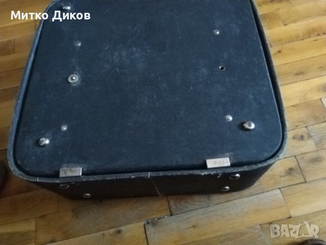 Пишеща машина от соца Москва нова в кожен калъф 1973г., снимка 17 - Антикварни и старинни предмети - 43765155