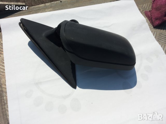Огледало BMW E 36 93г, снимка 2 - Части - 40299005