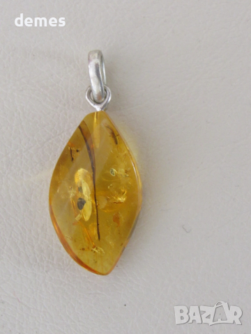 Колие - висулка първокласен балтийски кехлибар, снимка 2 - Колиета, медальони, синджири - 52327080