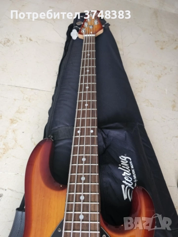 Продавам: Sterling Ray35 by Music Man – 5-струнен бас с активна електроника., снимка 3 - Китари - 52385565