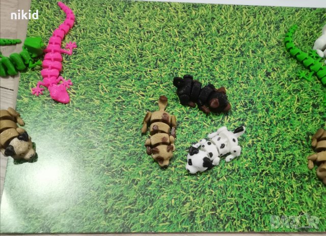 Пластмасови подвижни движещи мърдащи животни животинки гущер куче игуана пластмасови фигурки , снимка 7 - Фигурки - 32552141