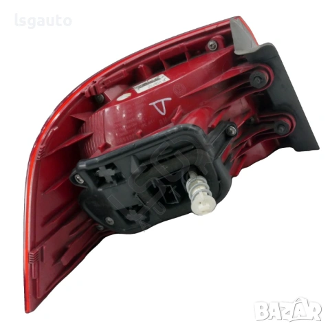 Десен външен стоп Volkswagen Passat (B7) 2010-2014 ID: 156971, снимка 2 - Части - 53151572