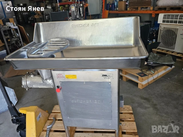 Месомелачка Butcher Boy A52 - 7.5 KW, снимка 2 - Други машини и части - 51149140