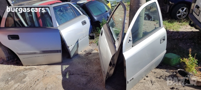 Врати предни задни лява дясна Opel Astra G комби - 100лв