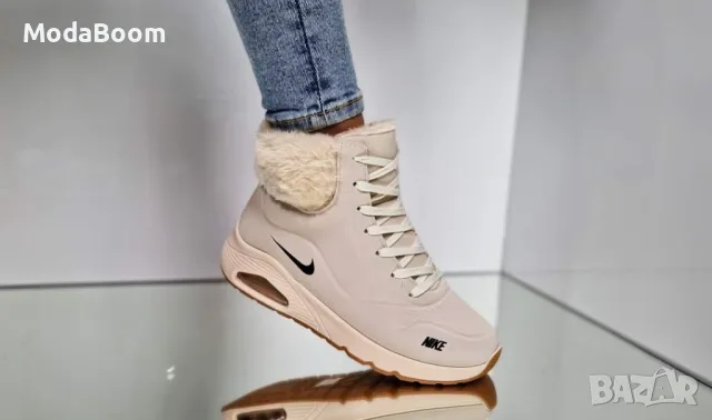 Nike дамски боти , снимка 3 - Дамски боти - 48241978