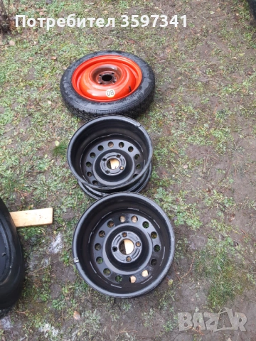 ФОРД две железни джанти за 30 евро и патерица за 25 евро