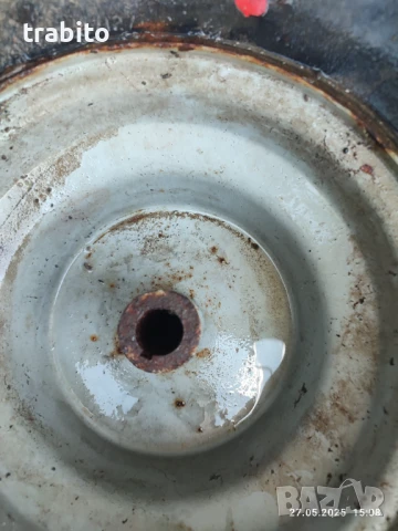 Гуми с джанти от трактор на косачка 27-5-25, снимка 2 - Гуми и джанти - 50445042