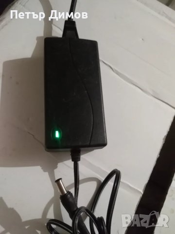 Захранване , зарядно -12V. - 5A., снимка 5 - Кабели и адаптери - 48461909