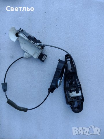 Предна лява брава комплект пежо 301, снимка 1