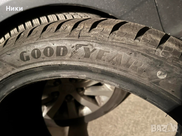 2бр. 245/40/18 Goodyear DOT3222 , снимка 5 - Гуми и джанти - 52773073
