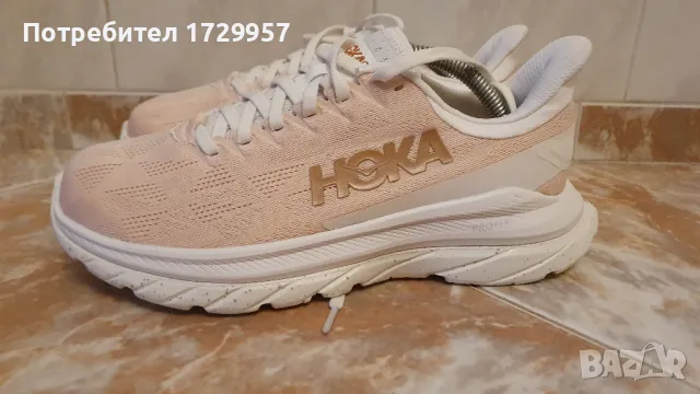 HOKA  Mach Shoes 4 in Sun Kiss/Bright White Номер-39 1/3, снимка 10 - Маратонки - 47676334