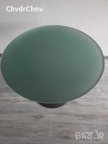 Метална трапезна кръгла маса/черен алуминиев крак 77см/стъклен плот 100см, снимка 2 - Маси - 52041218