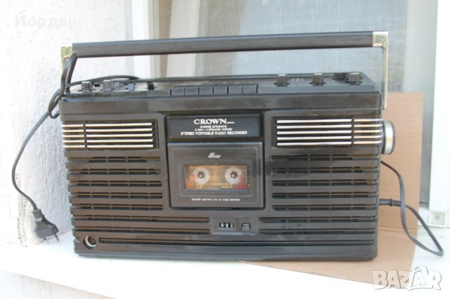 Радио касетофон ''Crown C&C  630 FW''