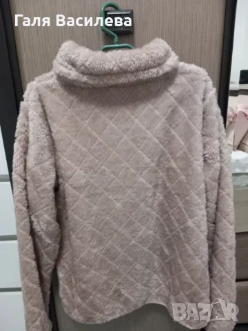 Дамско пухено якенце, снимка 3 - Суичъри - 48300181