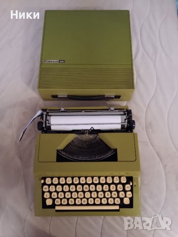 Пишеща машина Марица 30 , снимка 1 - Антикварни и старинни предмети - 43413270