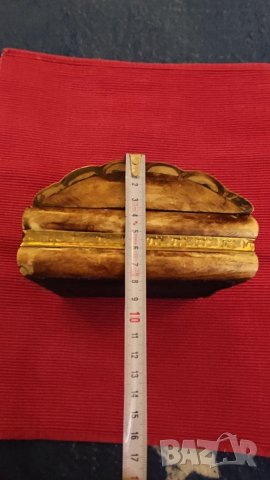 Голяма кутия за бижута от кост и месинг. , снимка 15 - Колекции - 38798851