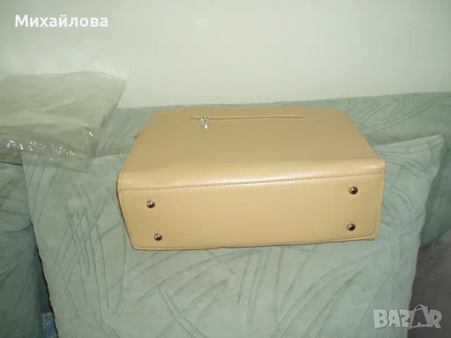 Страхотна  чанта Doca Нова с етикет.Цвят охра., снимка 7 - Чанти - 49990784