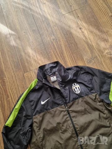 Страхотно мъжко яке горнище NIKE JUVENTUS размер S , снимка 3 - Спортни дрехи, екипи - 52280362