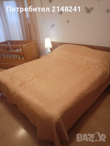 Продавам два двулицеви матрака и две основи за матраци , спалня -450 лв, снимка 4 - Спални и легла - 52877958