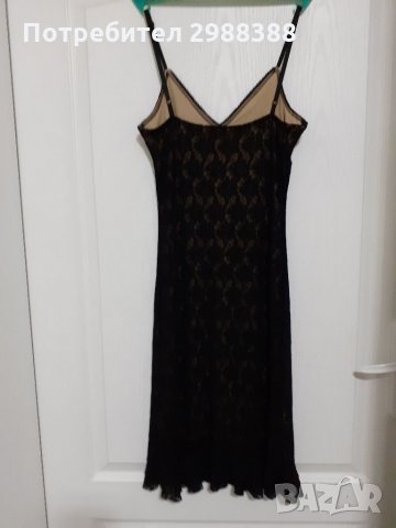 Черна дантелена рокля, размер S, дължина 91 см, снимка 2 - Рокли - 32380008