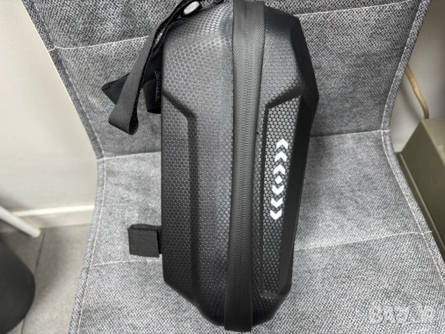 Чанта за велосипед или скутер (водоустойчив калъф) за мобилен телефон и други аксесоари - 4л, снимка 6 - Аксесоари за велосипеди - 53228349