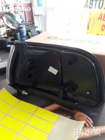 Мигач десен Toyota Corolla VI (E90)  87-92г, снимка 2 - Части - 28479538