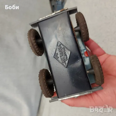 Стара Рядка Българска Ламаринена Играчка Металик Разград  Кран, снимка 9 - Колекции - 48715922
