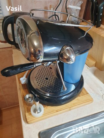 Illy iperespresso Кафе машина , снимка 3 - Кафемашини - 34905796