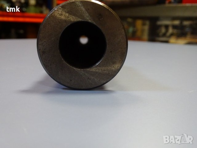 вертикален шпиндел за фреза стандарт МК5, снимка 6 - Резервни части за машини - 40134877