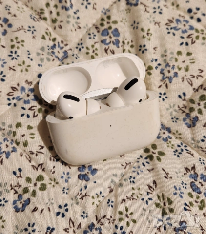 Безжични слушалки Apple AirPods Pro 1