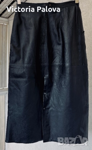 VINTAGE черна кожена миди пола, уникален дизайн, снимка 6 - Поли - 52086295