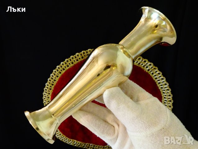 Бронзова ваза,свещник,салфетник 18 см. 