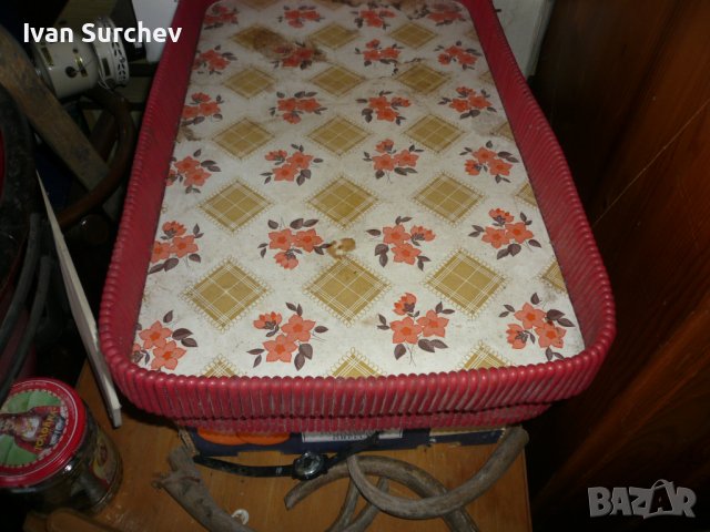 ПОДНОСИ ОТ СОЦА РЕТРО АНТИКВАРНИ ДВА БРОЯ, снимка 5 - Други стоки за дома - 34168003