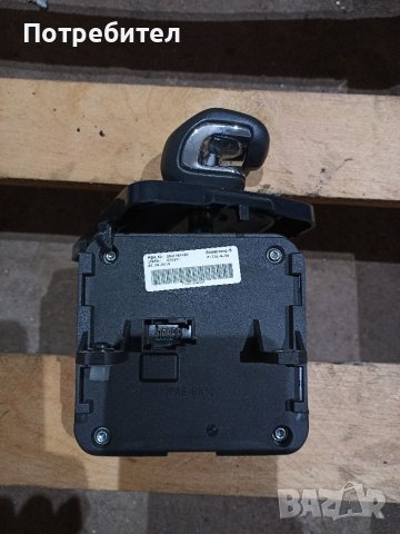 Скоростен лост и управление Пежо 3008, снимка 3 - Части - 39300260