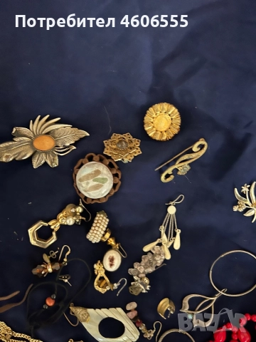 Лот от стари използвани единични обеци,брошки и гердани.., снимка 6 - Други - 52390725