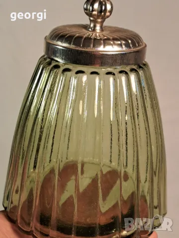 Цветен стъклен буркан с метален похлупак   21/2, снимка 3 - Аксесоари за кухня - 49155699