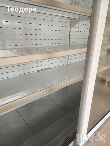 Хладилна витрина в отлично състояние , снимка 5 - Витрини - 52265535