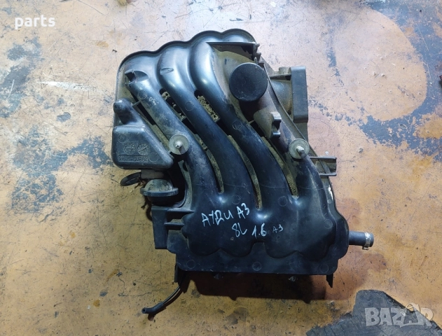 Всмукателен Колектор Ауди A3 8L - VW Голф 4 (2) - 06A133205, снимка 2 - Части - 51479357