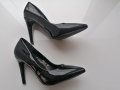Черни лачени обувки на ток, снимка 4