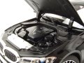 BMW 330i 2019 G20 - мащаб 1:18 на Norev моделът е нов в кутия, снимка 5