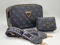 Guess Нова Дамска Кожена Чанта + Портмоне , снимка 1