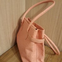 Нова дамска чанта , снимка 6 - Чанти - 35372893