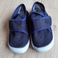 Пантофи Беко, снимка 1 - Бебешки обувки - 32747893