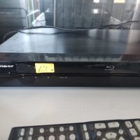 DVD player Pioneer , снимка 1 - Плейъри, домашно кино, прожектори - 44110812