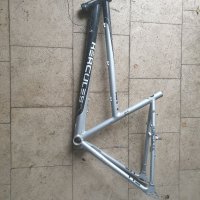 Алуминиева рамка за колело, снимка 1 - Части за велосипеди - 39029953
