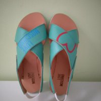 Love Moschino дамски сандали 36 нови оригинал, снимка 2 - Сандали - 32714680