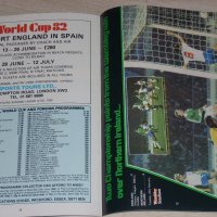 Англия - Холандия / Нидерландия оригинална футболна програма от 1982 г., снимка 12 - Фен артикули - 35173822